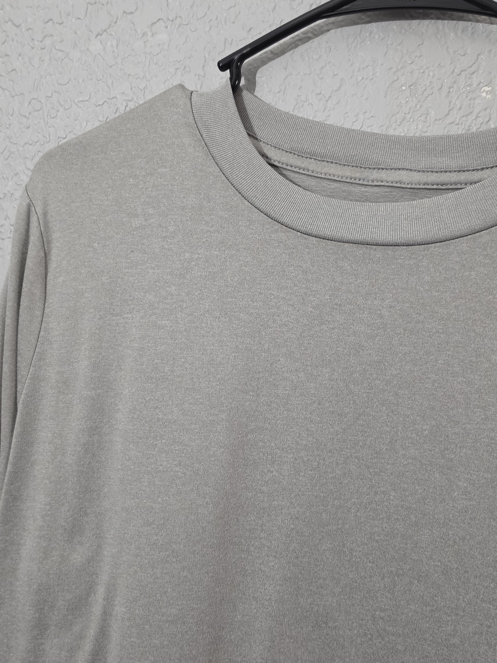 Vuori Daydream Crew Long Sleeve Activewear Top Light Heather Gray Womens Medium - Picture 5 of 8